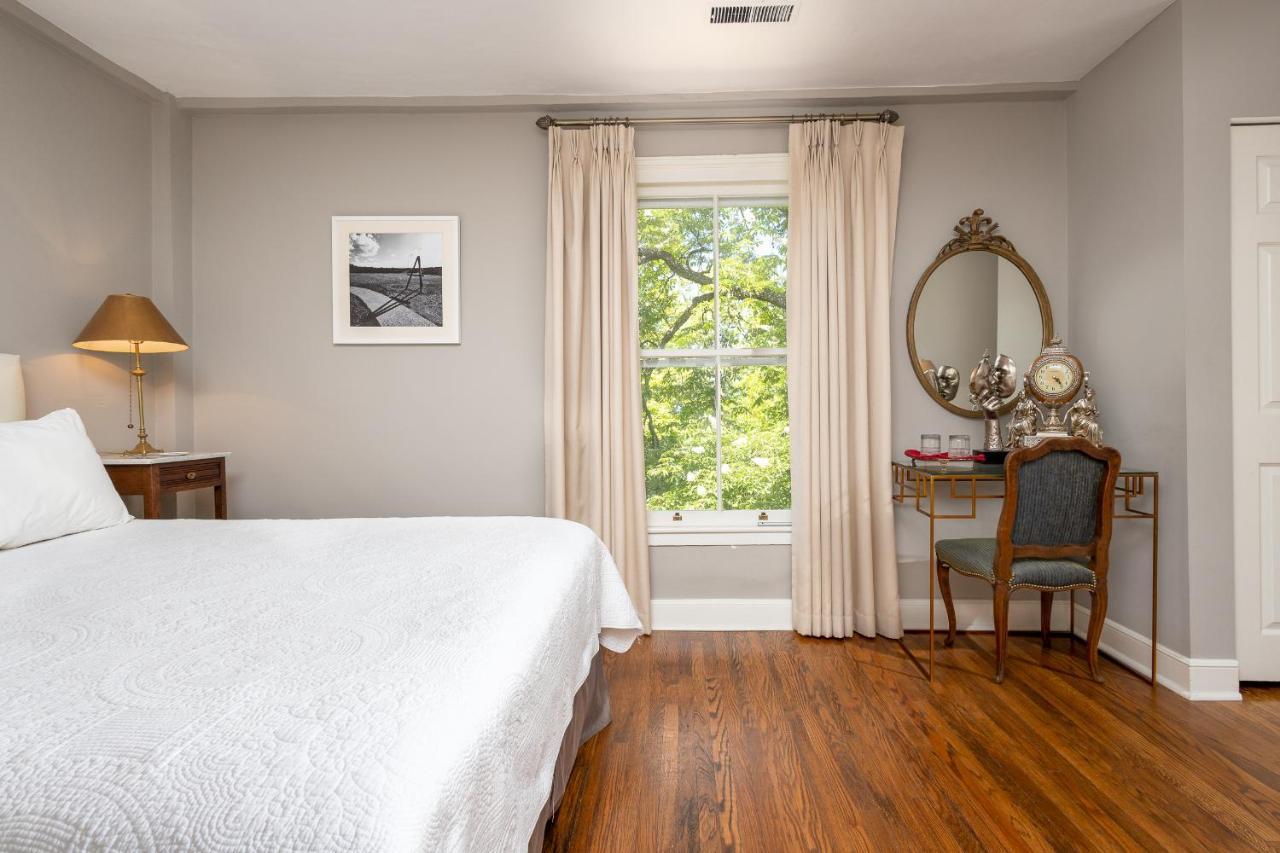 The Old Bank House Hotel Niagara-on-the-Lake Bagian luar foto