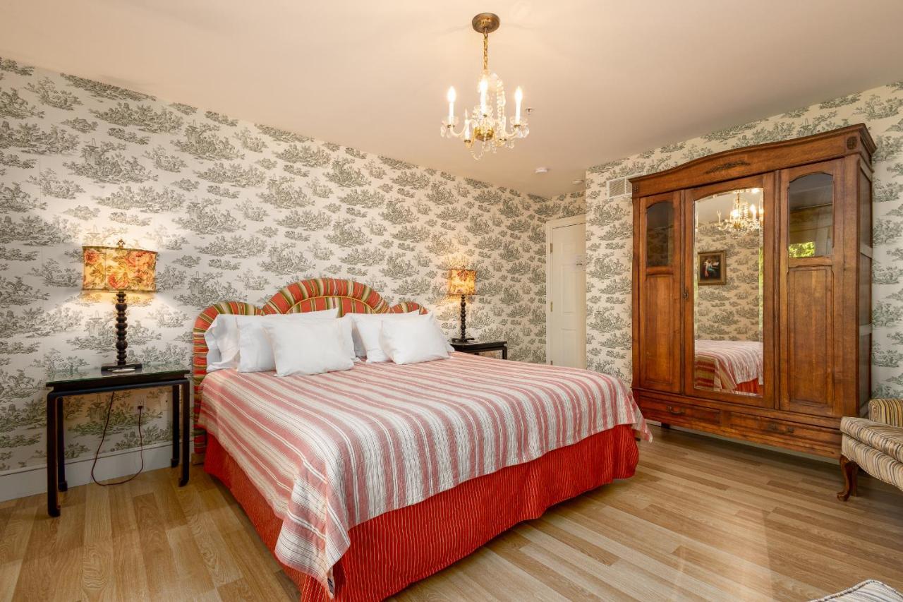 The Old Bank House Hotel Niagara-on-the-Lake Bagian luar foto