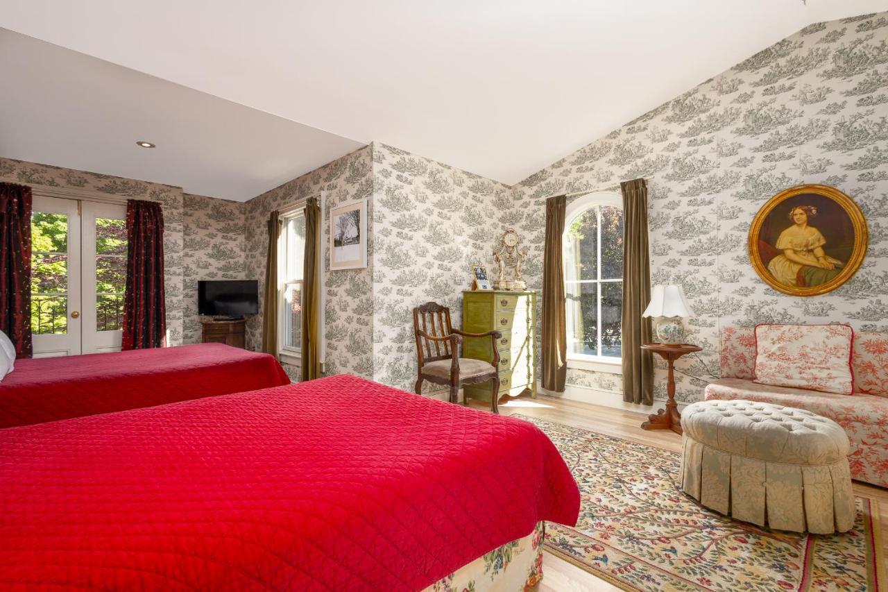 The Old Bank House Hotel Niagara-on-the-Lake Bagian luar foto