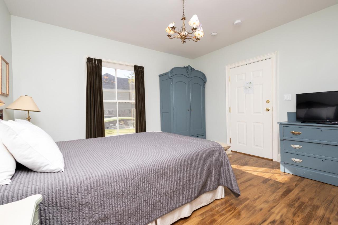 The Old Bank House Hotel Niagara-on-the-Lake Bagian luar foto