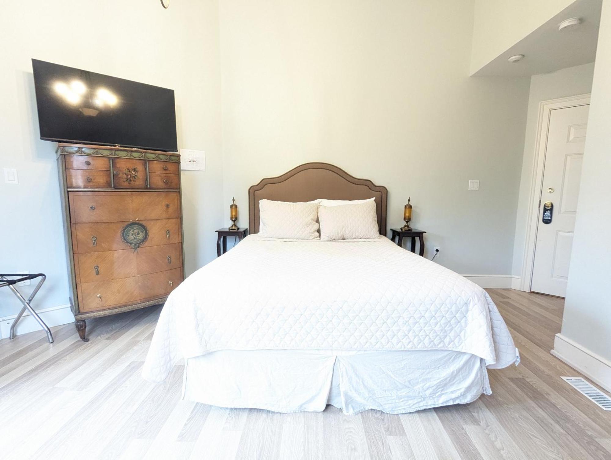 The Old Bank House Hotel Niagara-on-the-Lake Bagian luar foto