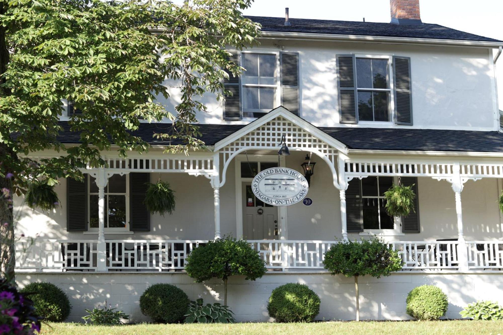 The Old Bank House Hotel Niagara-on-the-Lake Bagian luar foto