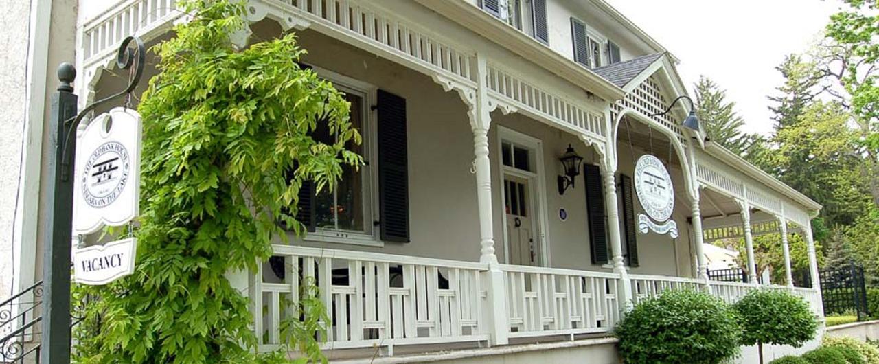 The Old Bank House Hotel Niagara-on-the-Lake Bagian luar foto