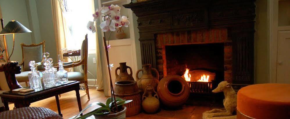 The Old Bank House Hotel Niagara-on-the-Lake Bagian luar foto